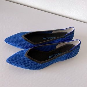 Rothy’s Royal Blue The Point Flat Size 6 NWOT